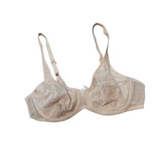 Wacoal Cream Floral Lace Bra Size 38C